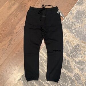 Essentials Stretch Limo Cuffed
Sweatpants